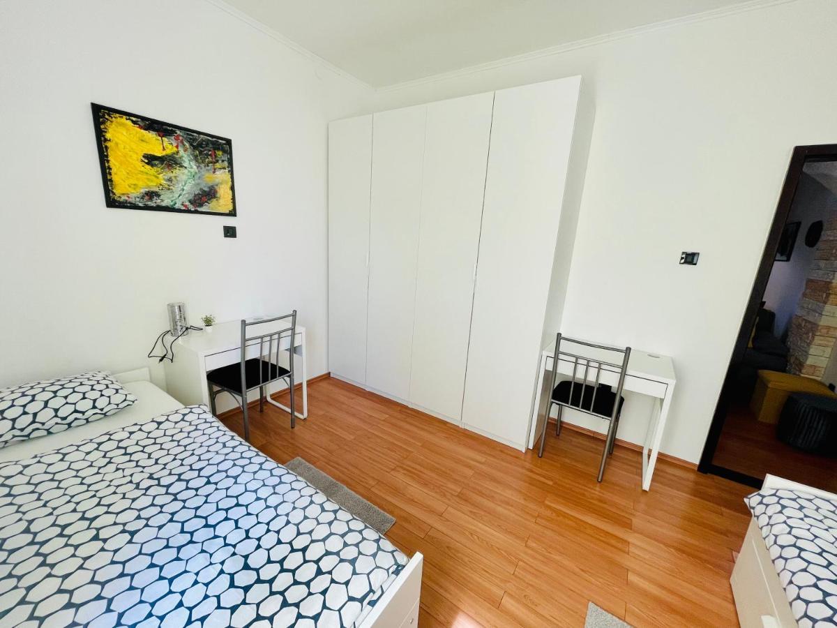Apartman Three Queens Rijeka Luaran gambar
